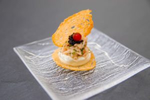 steffen-traiteur-luxembourg-apero-aperitif-sandwich-homard-avocat-panacotta