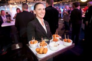 steffen-traiteur-luxembourg-service-aperitif-apero-cocktail-dinatoire-serveur